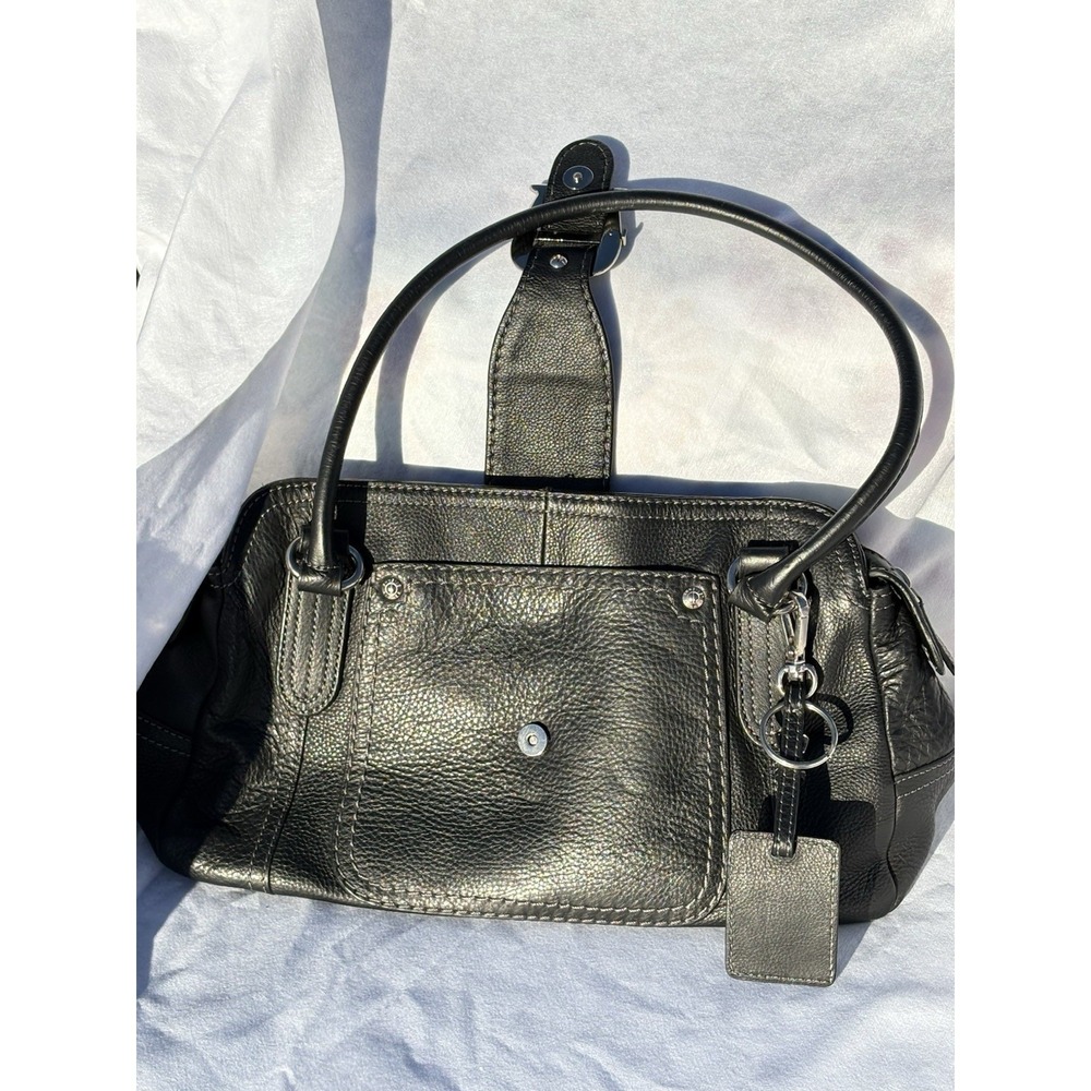 Vintage Etienne Aigner Classic Black Shoulder Purse With Silver Signature Buckle - Picture 6 of 10